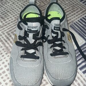 Skechers Men's Gray and Black Athletic Shoes